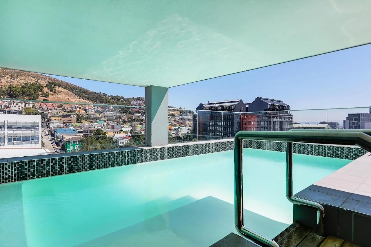 Backup-Powered Classic Luxury Apartment Cape Town 0*,