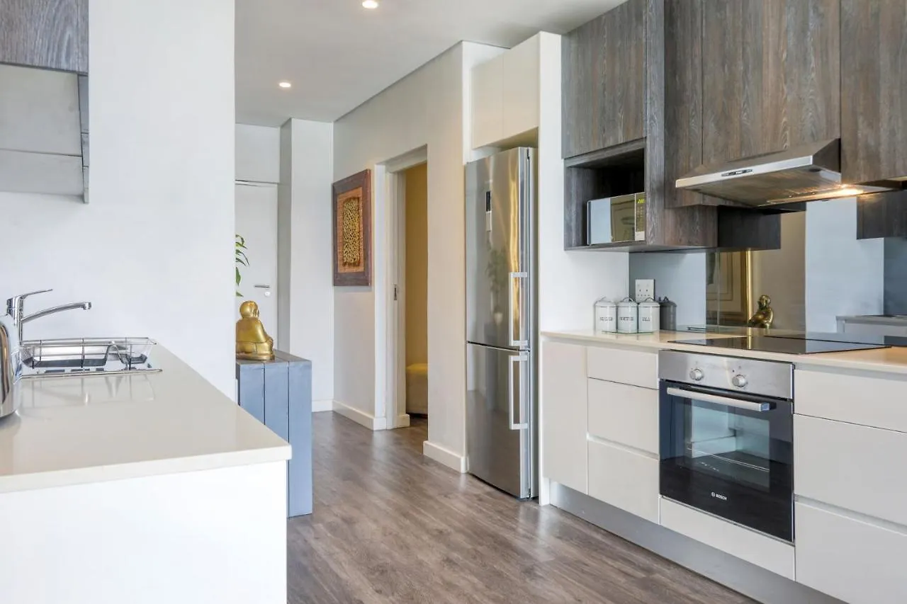 Backup-Powered Classic Luxury Apartment Cape Town