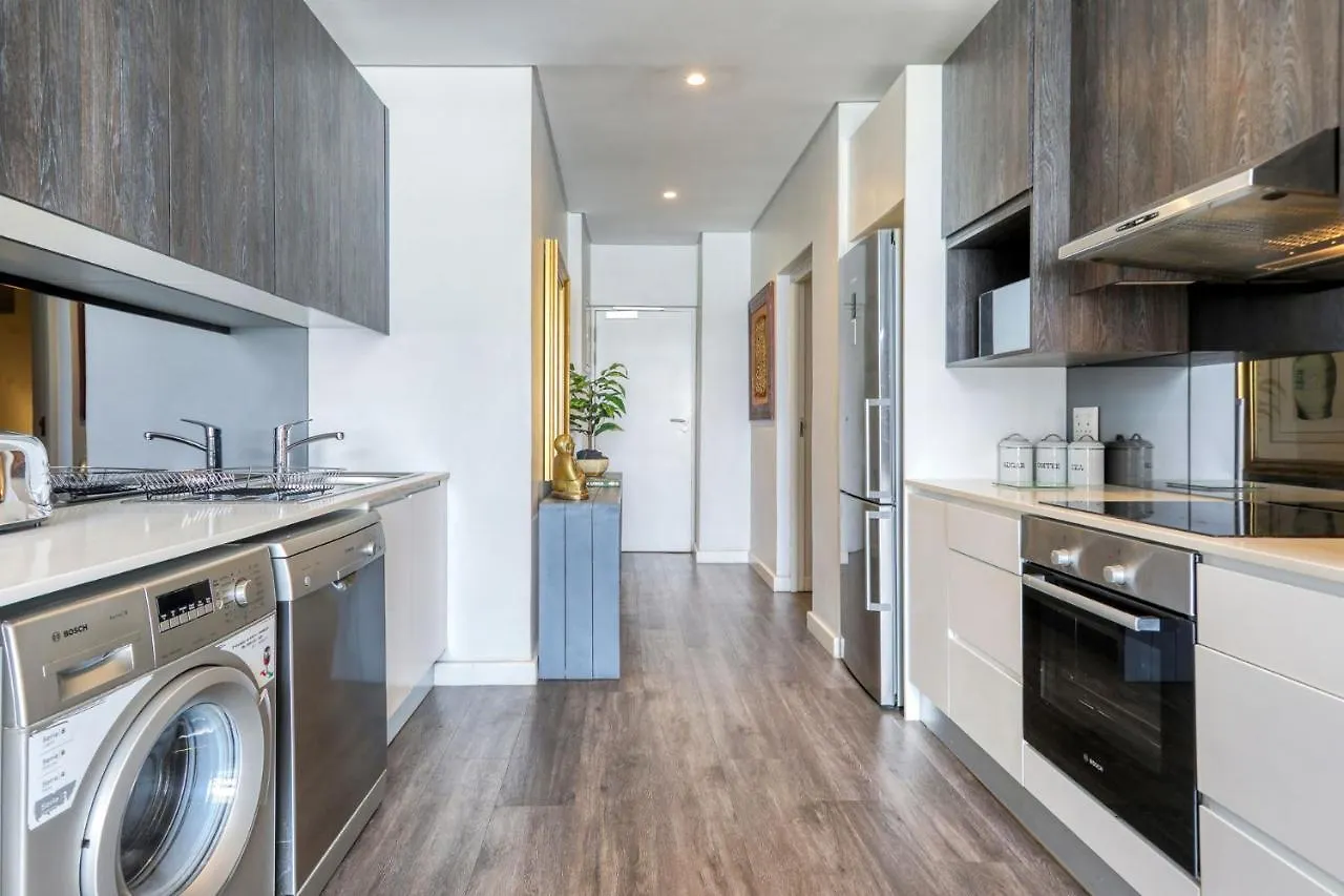 Backup-Powered Classic Luxury Apartment Cape Town