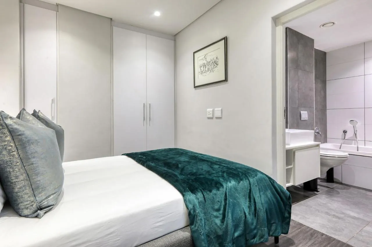 Backup-Powered Classic Luxury Apartment Cape Town 0*,  South Africa